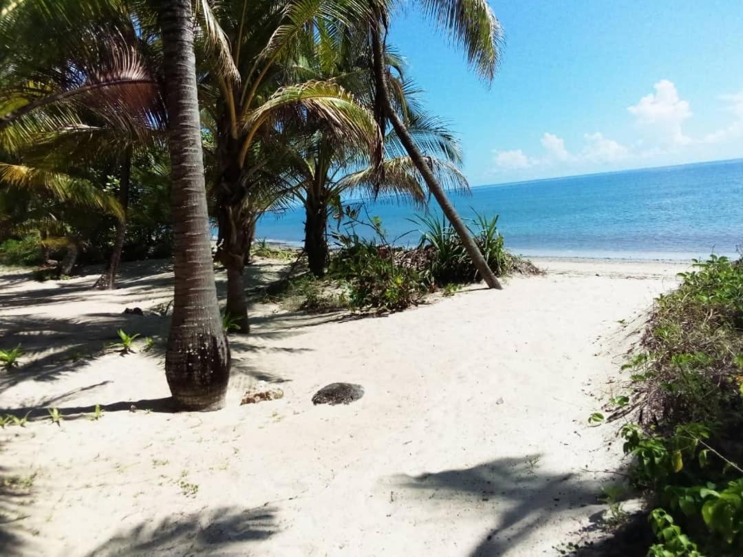Embedodo Beach House, Ushongo Beach, Pangani Ushongo Mabaoni Buitenkant foto
